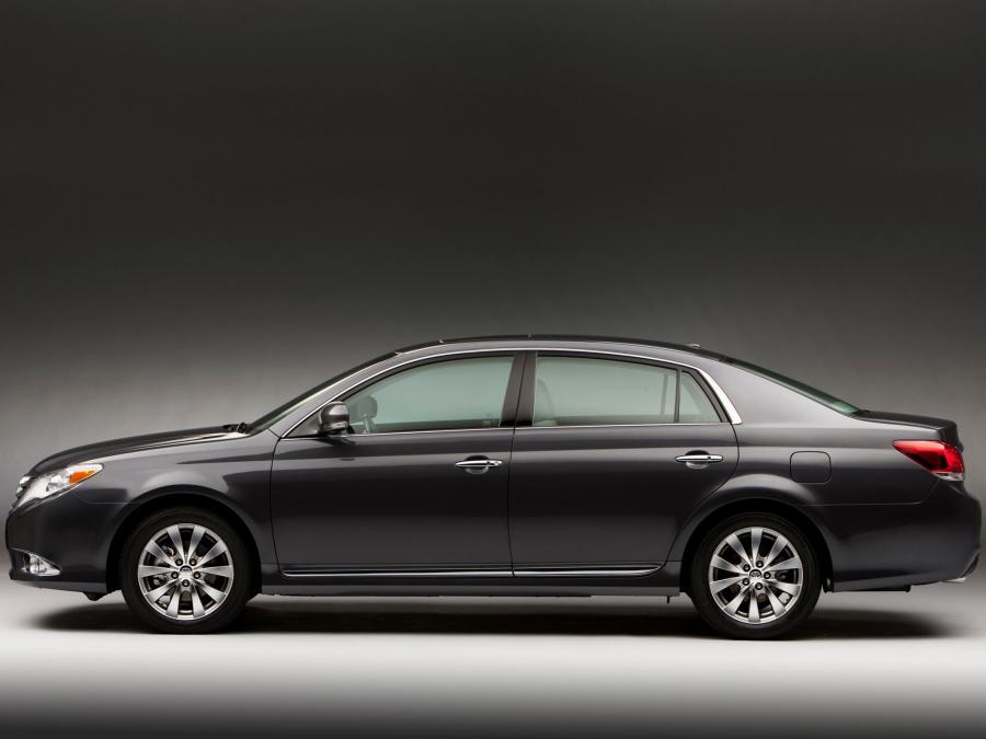  Toyota Avalon 2010 года  (фото 20 из 30)